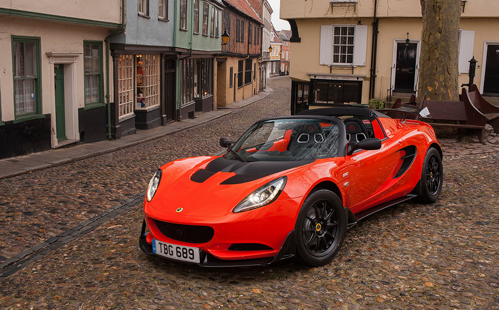 First Drive review: 2016 Lotus Elise Cup 250