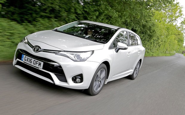 2016 Toyota Avensis review