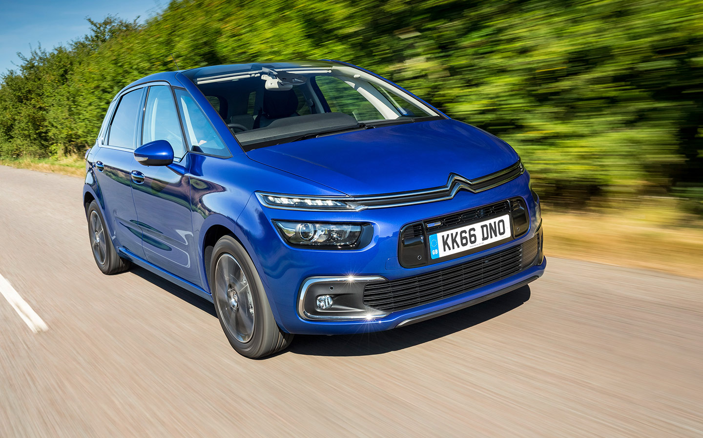 2017 Citroen C4 Picasso, Grand Picasso facelift unveiled - UPDATE