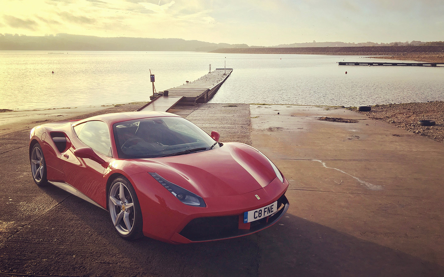 Supersport Supercars: Wrapping up the Caterham series with a Ferrari 488 GTB