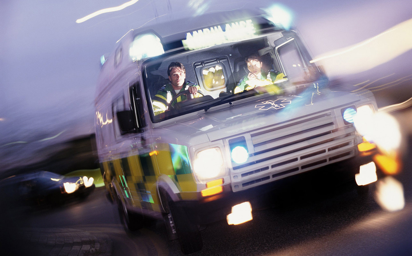 Private ambulance drivers receive "one hour of training" before hitting road at high speed