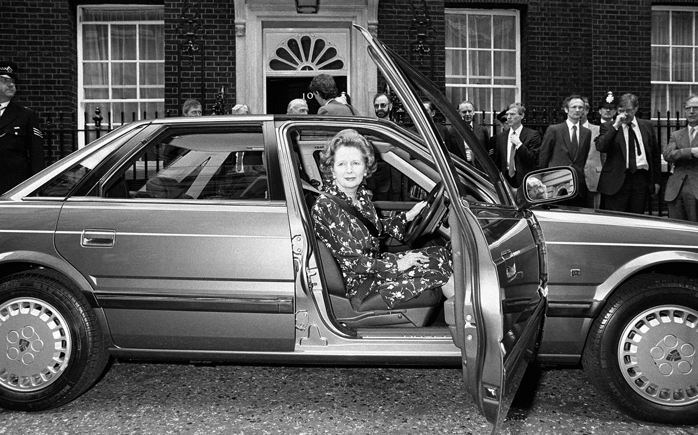 This lady's not for turning: the revealing story behind Margaret Thatcher's Rover 800 test drive