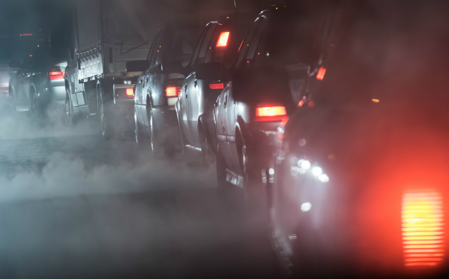 Drivers of polluting cars could be paid £1,000 to go green