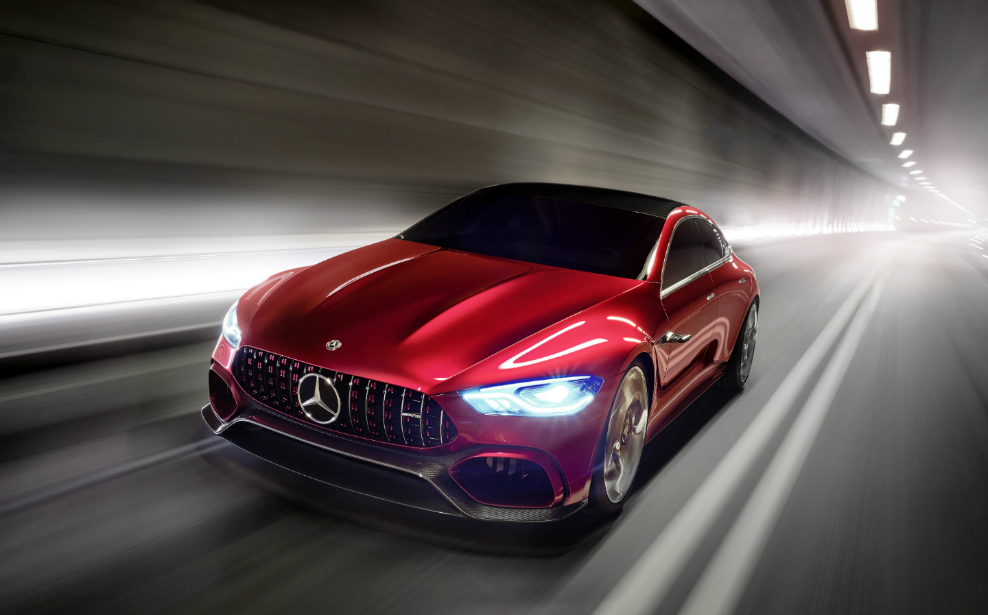 Mercedes-AMG GT Concept: hybrid power for luxury tourer