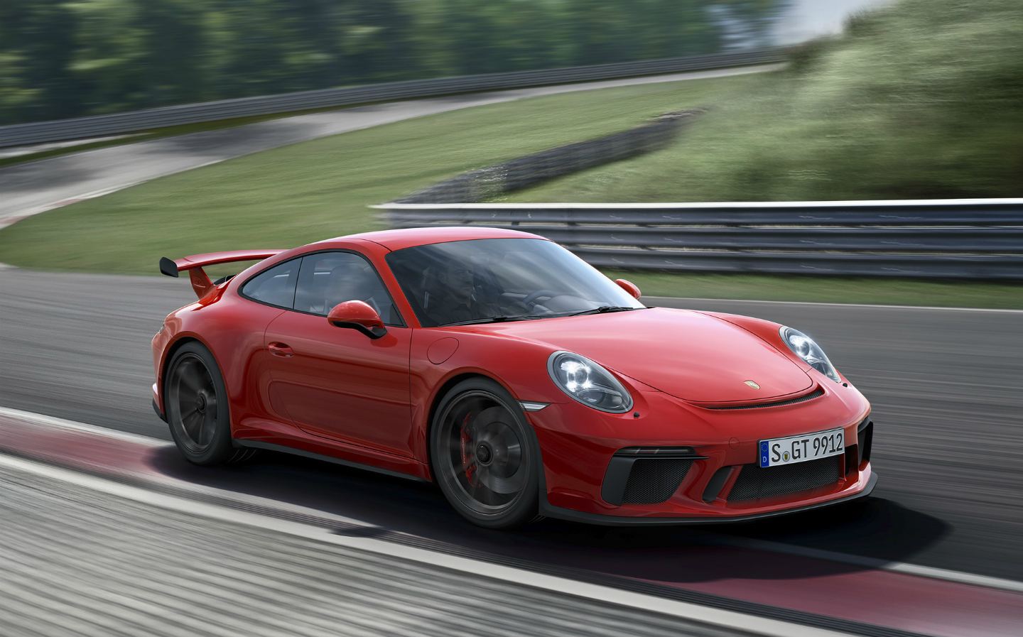 Porsche 911 GT3: back to basics with manual gearbox