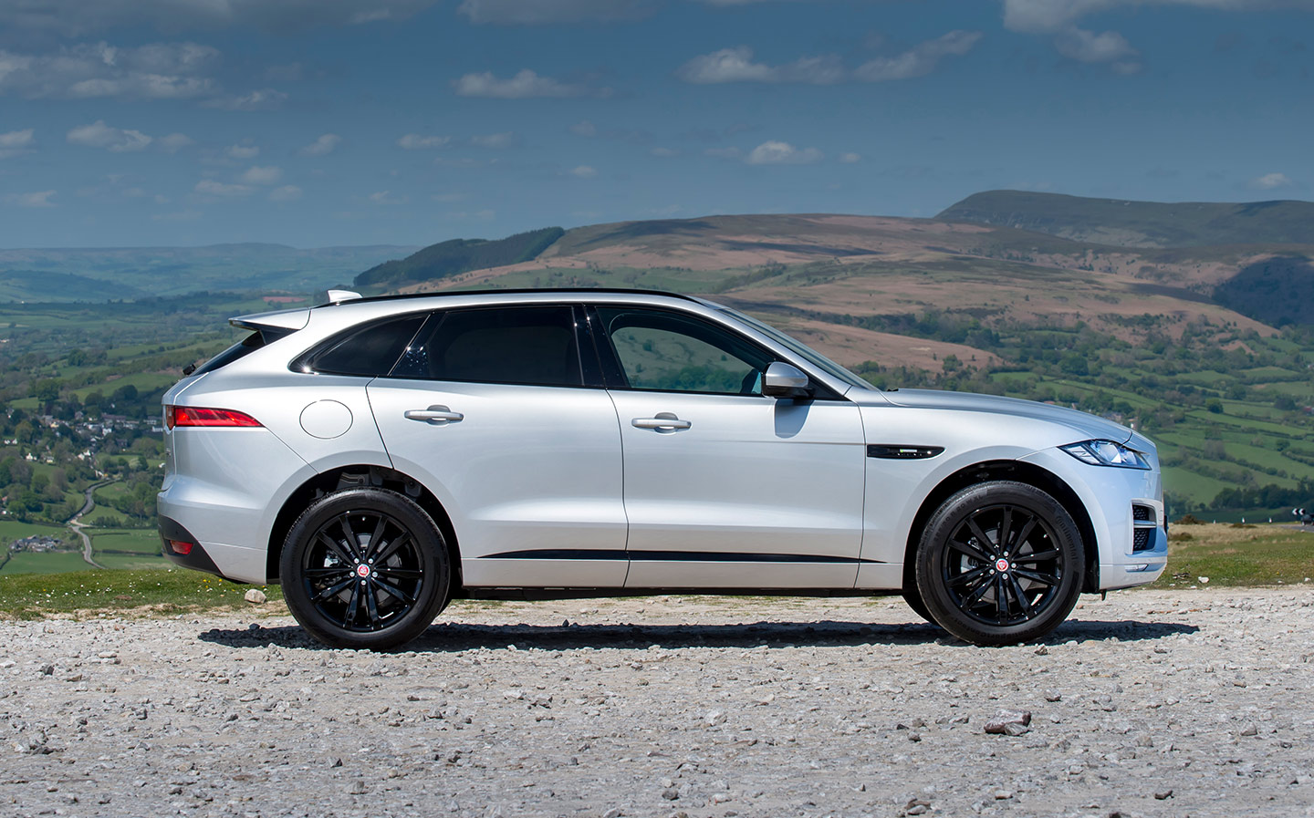 Jaguar F-PACE R-SPORT AWD 2.0 TB-CHARGED - SóCarrão