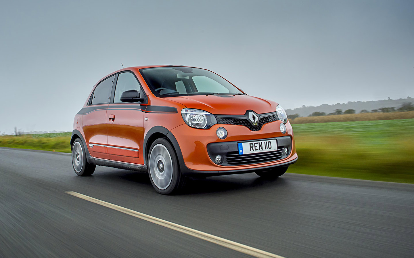 Renault Twingo review - car review
