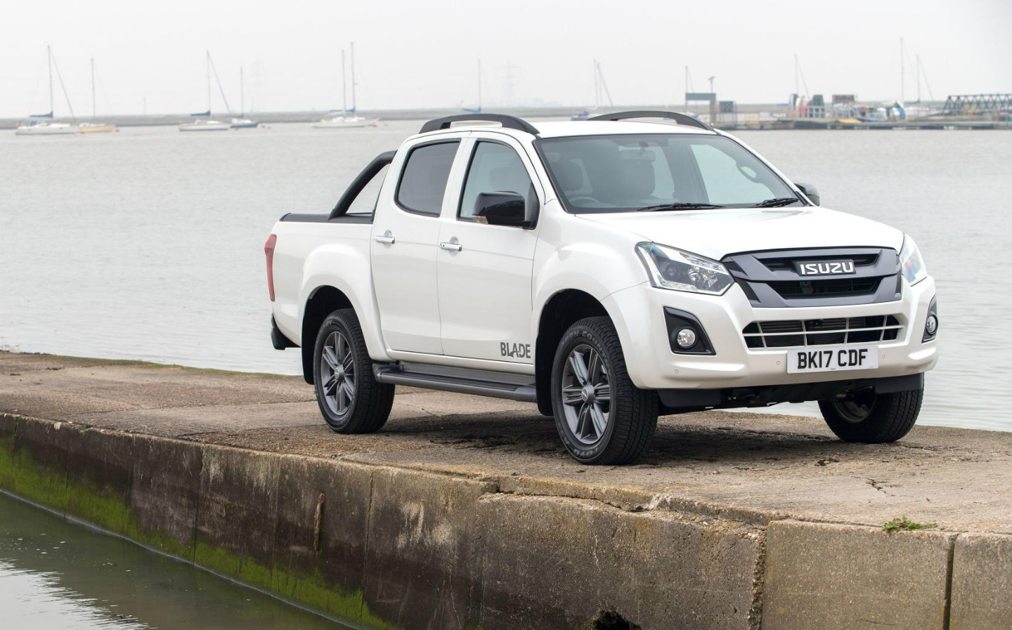 Isuzu D-Max Blade pickup 2017 review