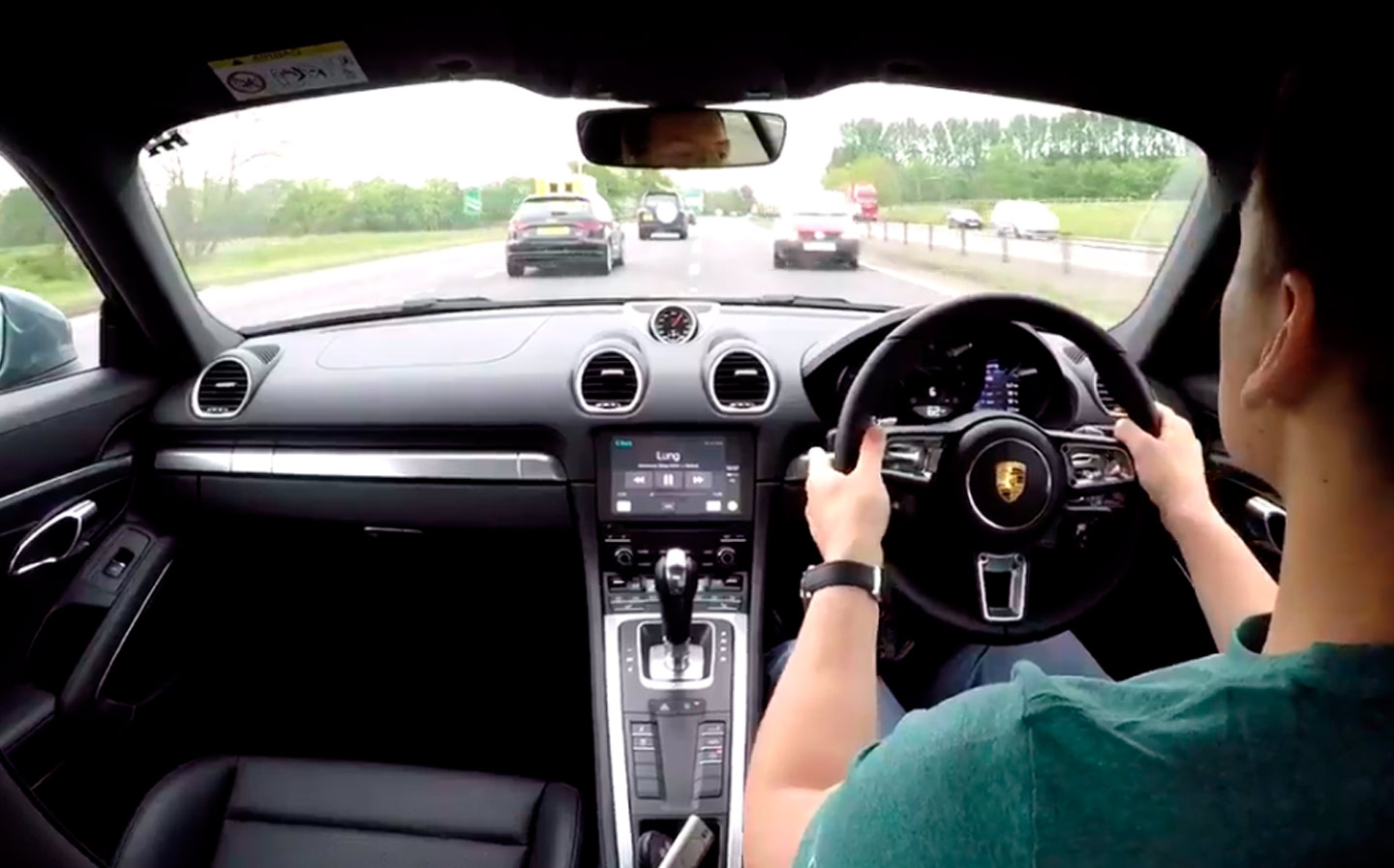 Porsche driver narrowly avoids car travelling wrong way on A3