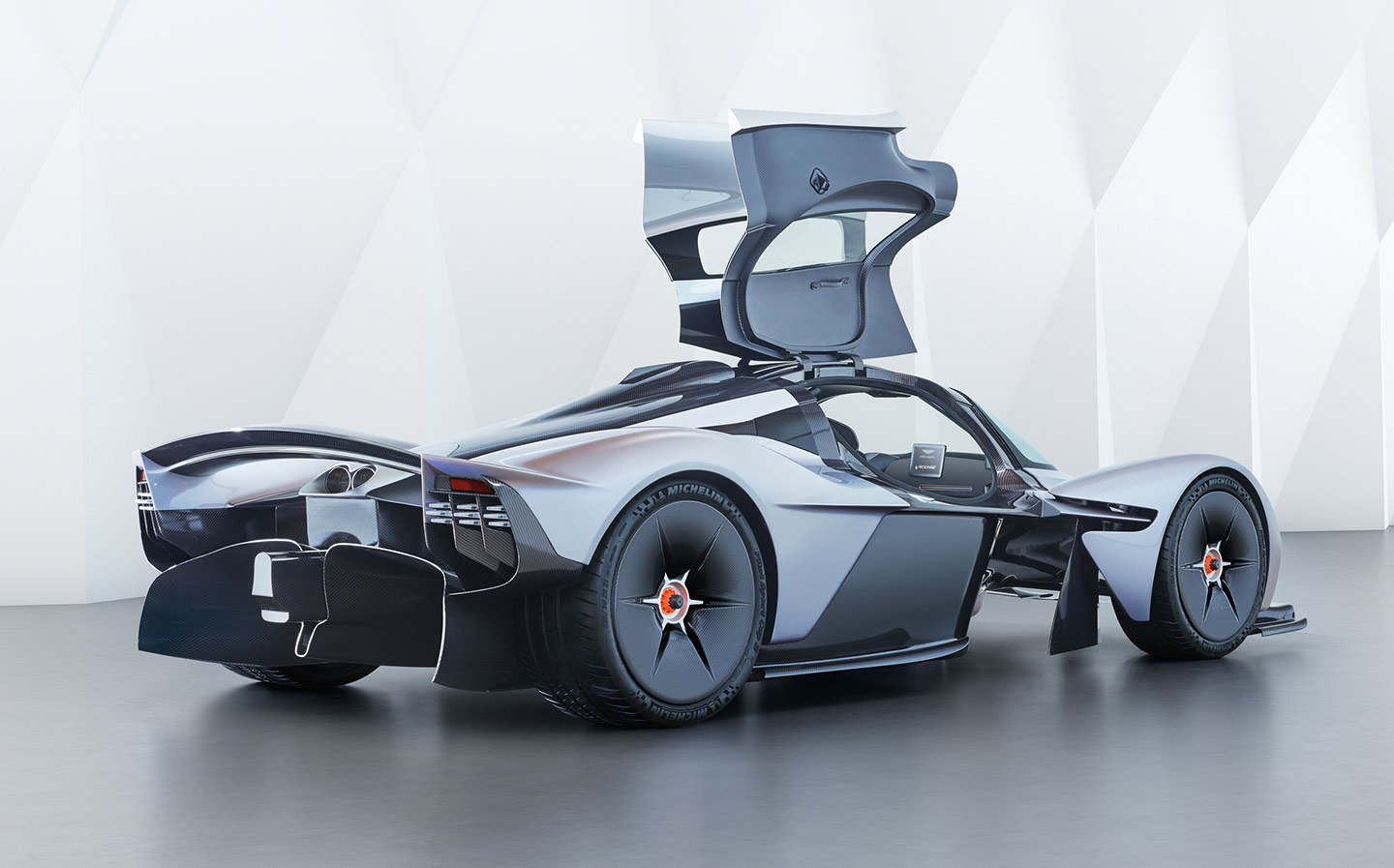 Ultra-fast F1-inspired Aston Martin Valkyrie hypercar photos revealed