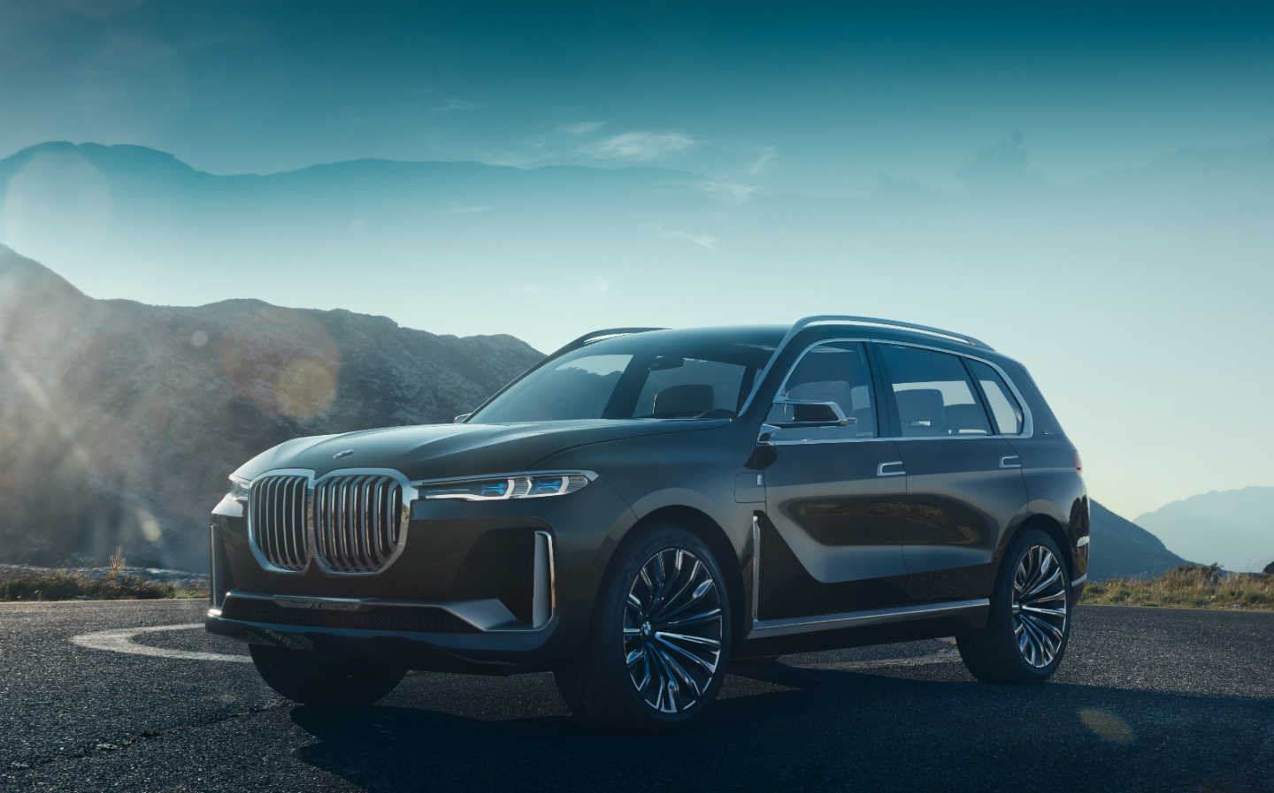 BMW X7 SUV concept at 2017 Frankfurt motor show