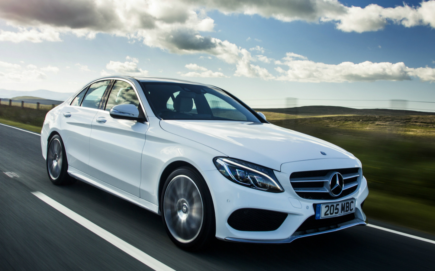 Mercedes airbag recall involves 400,000 British cars