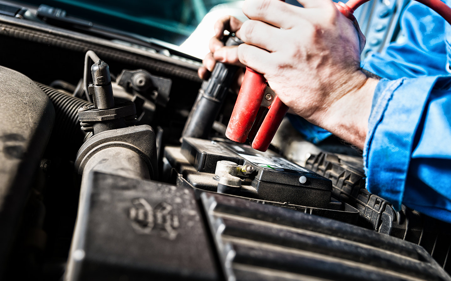 Haynes How-To: change a car battery
