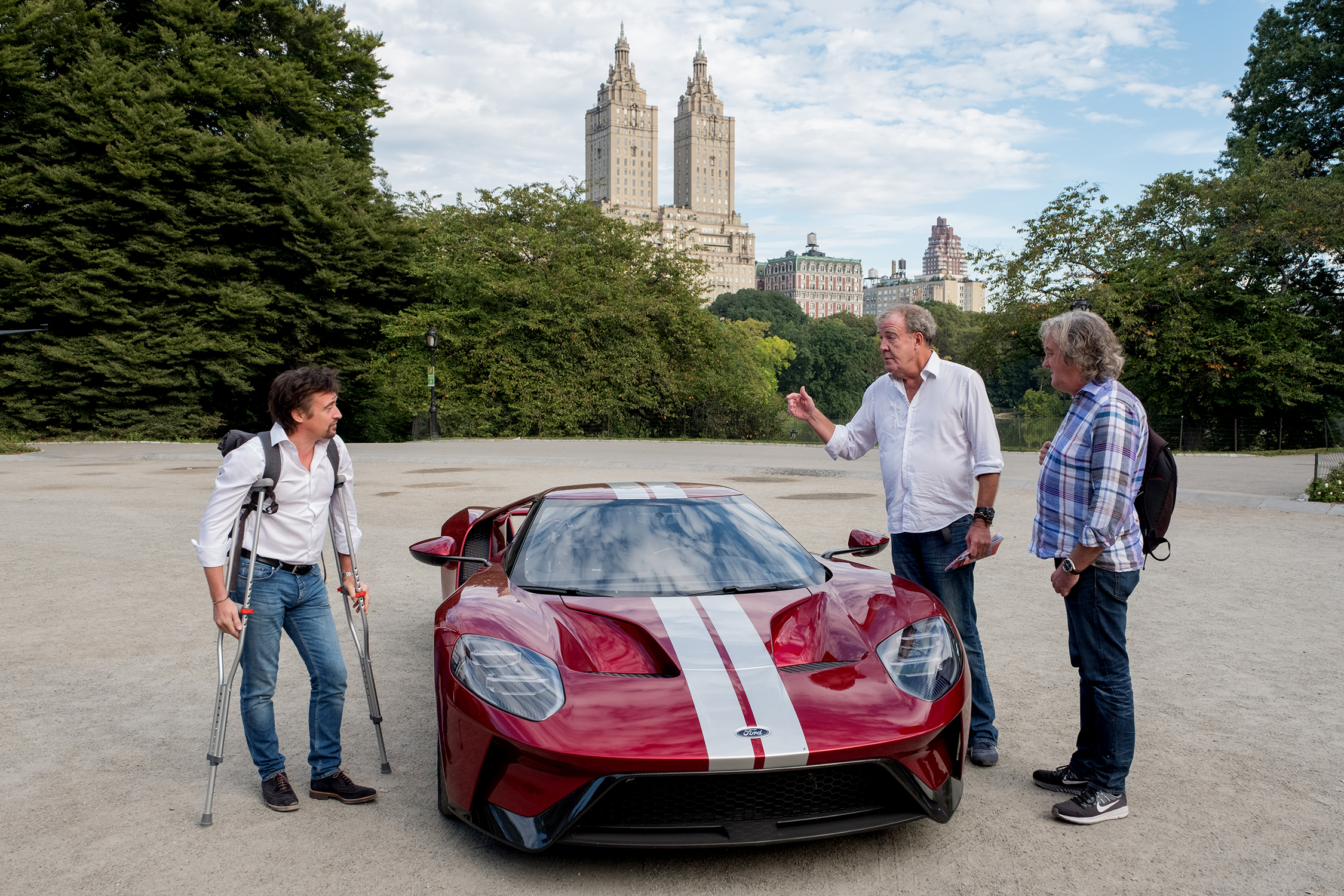 The grand tour на русском. Кларксон Хаммонд и Мэй. Ford gt Grand Tour.