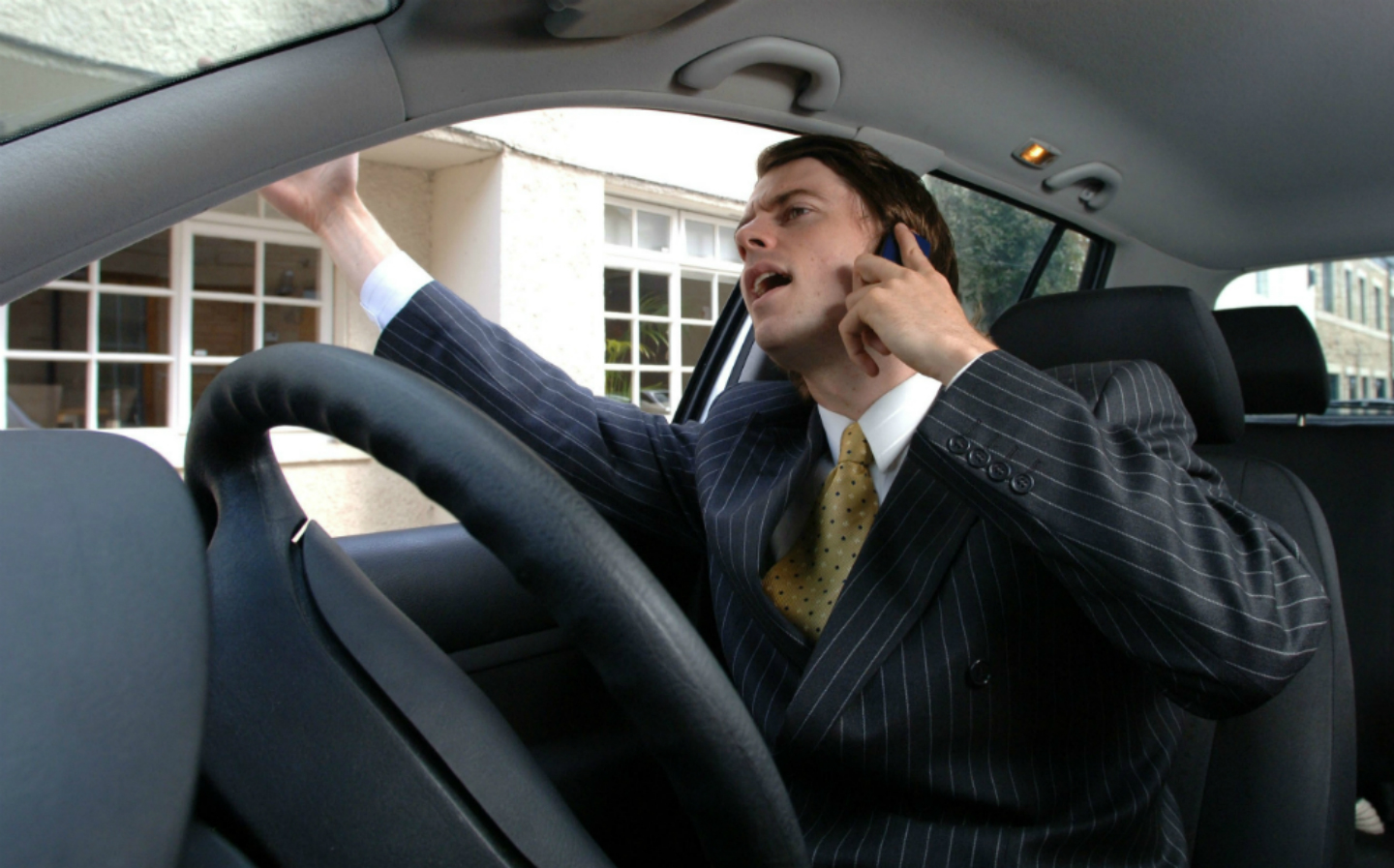 Top 10 ways to avoid stress when driving