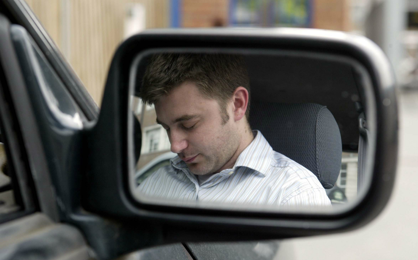 Tiredness at wheel is like drink-driving, say researchers