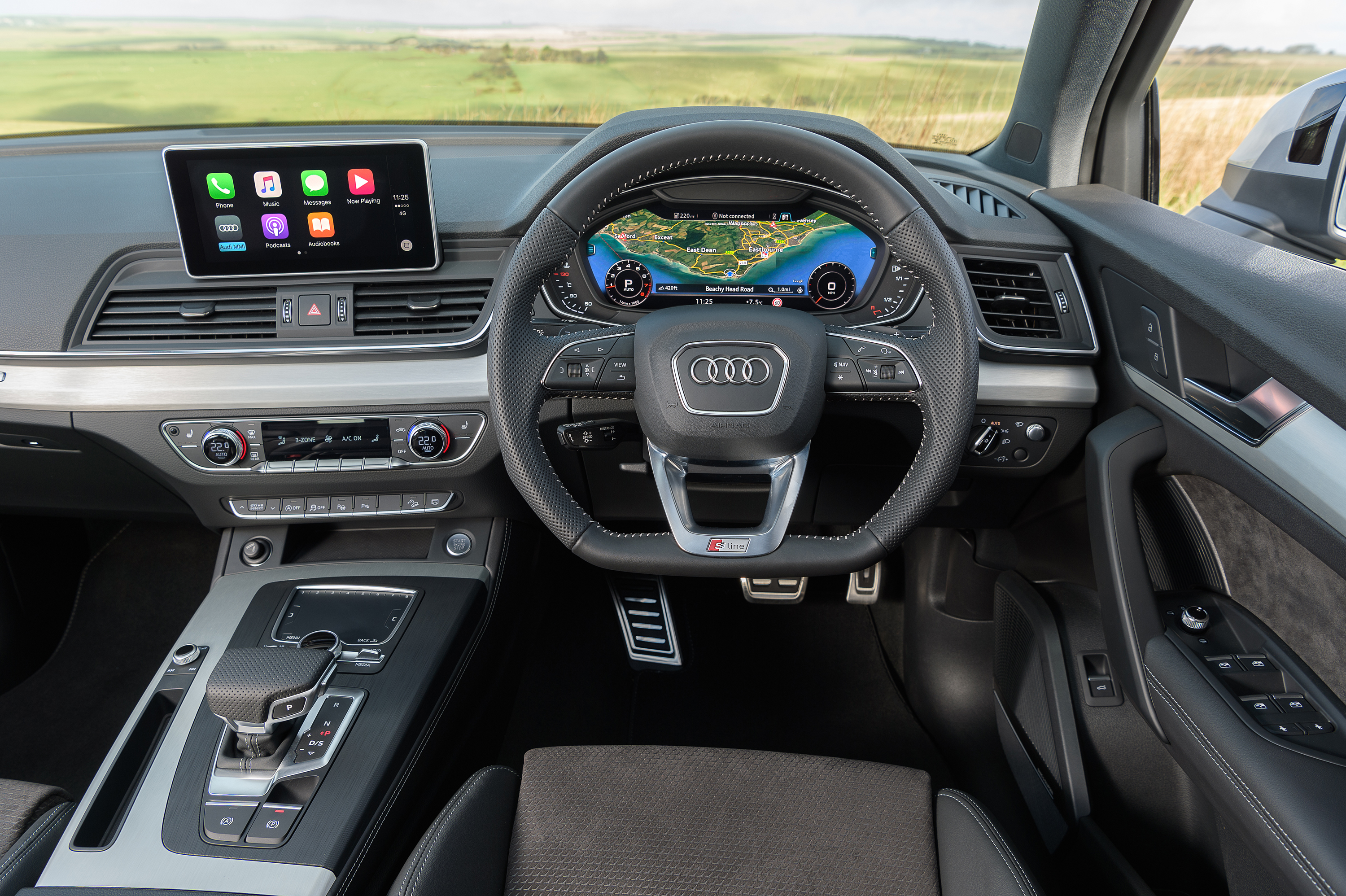 2017 Audi Q5 S line interior