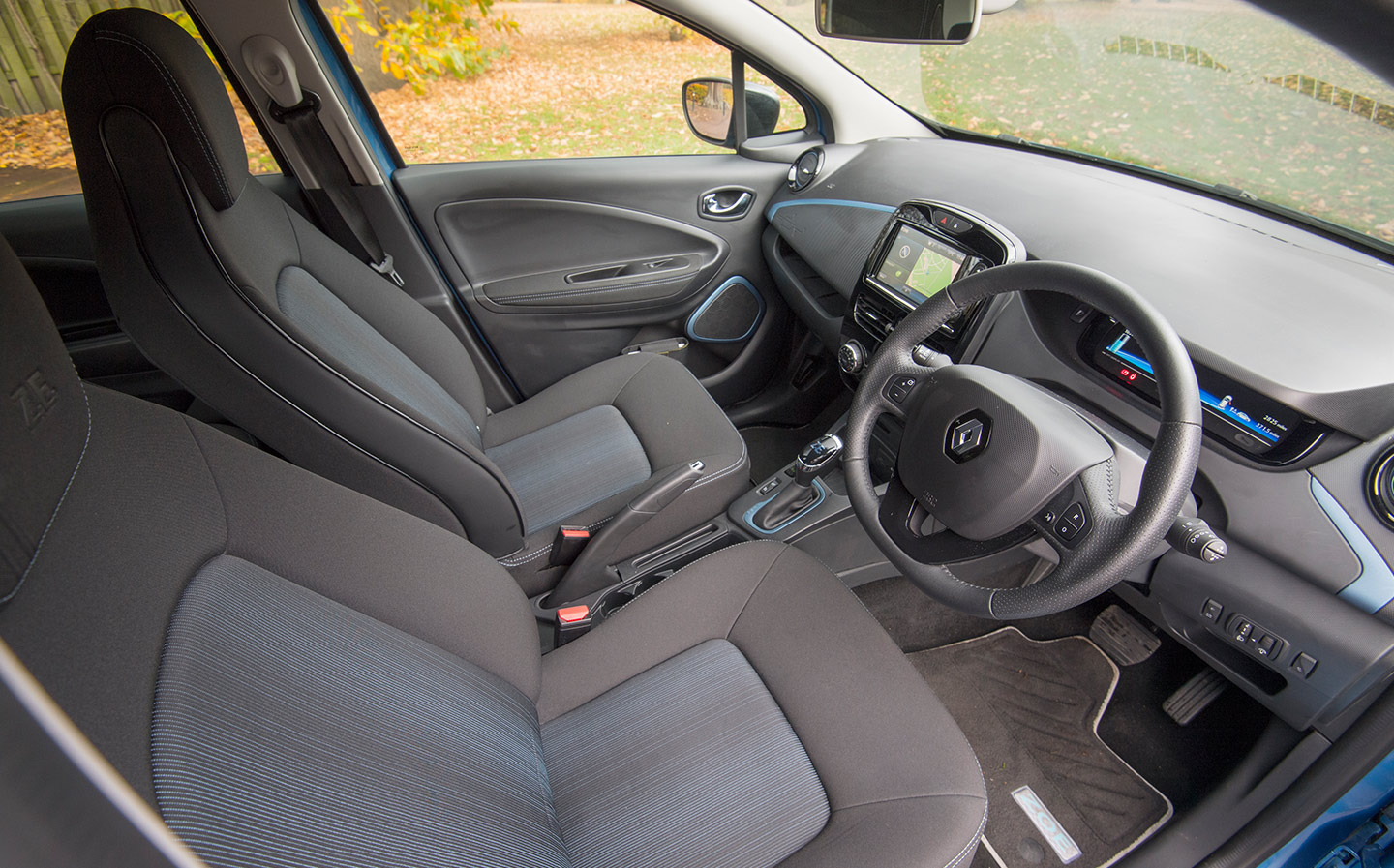 2017 Renault Zoe electric car long-term road test review by Will Dron for Sunday Times Driving - dashboard interior
