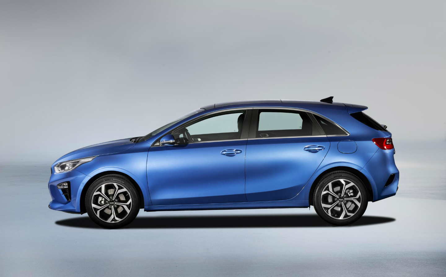 New products for KIA Ceed Sportwagon - H & R