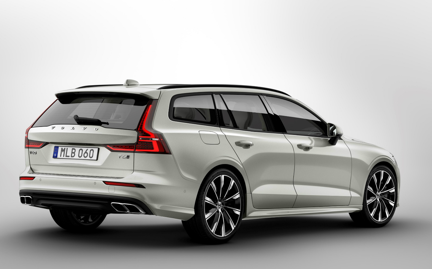 New 2018 Volvo V60 estate rear view
