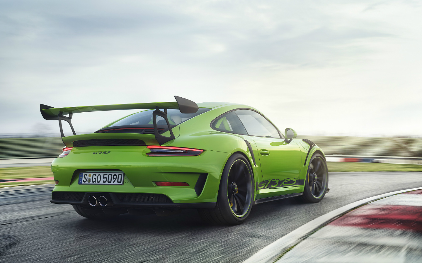 Head to head: new Ferrari 488 Pista vs Porsche 911 GT3 RS rear view