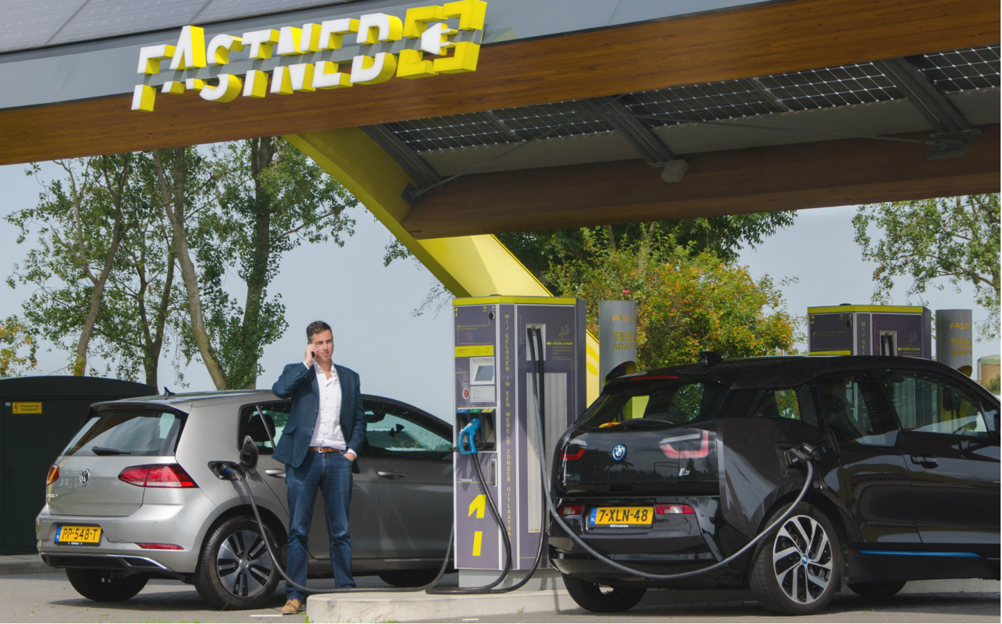 Charge of the electric brigade as 175kW rapid chargers reach UK