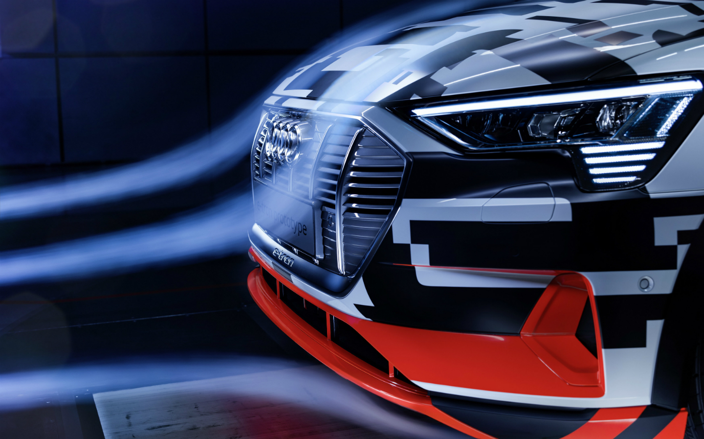 Audi-e-tron-electric-SUV-features-moving-vents-and-grille-to-maximise-aero-efficiency