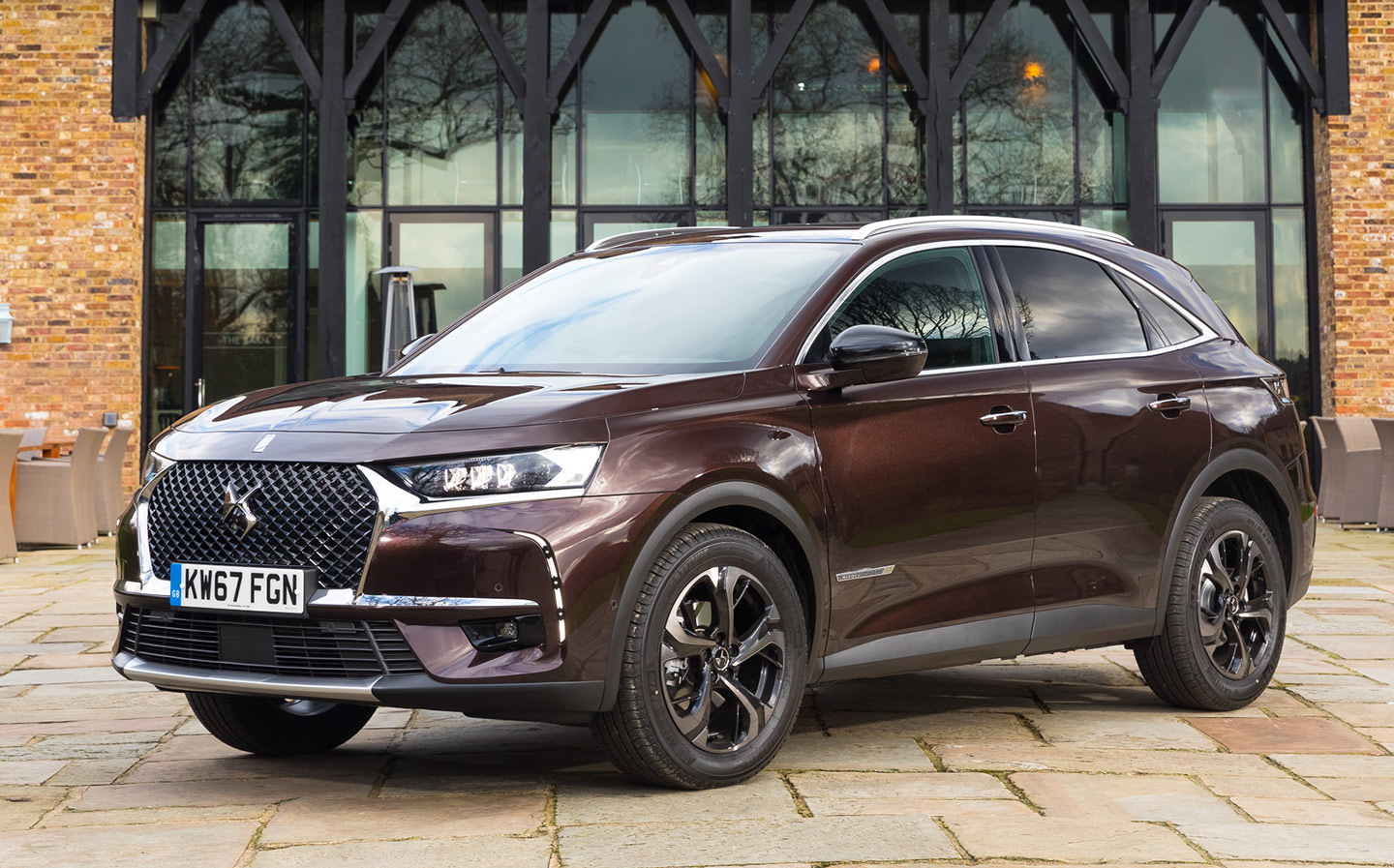 The Jeremy Clarkson Review: 2018 DS 7 Crossback