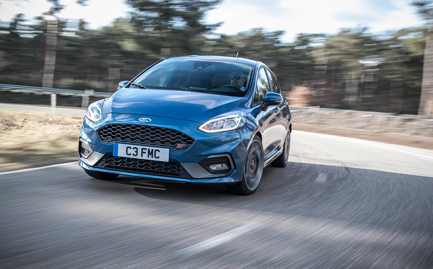 2018 Ford Fiesta ST review (video)
