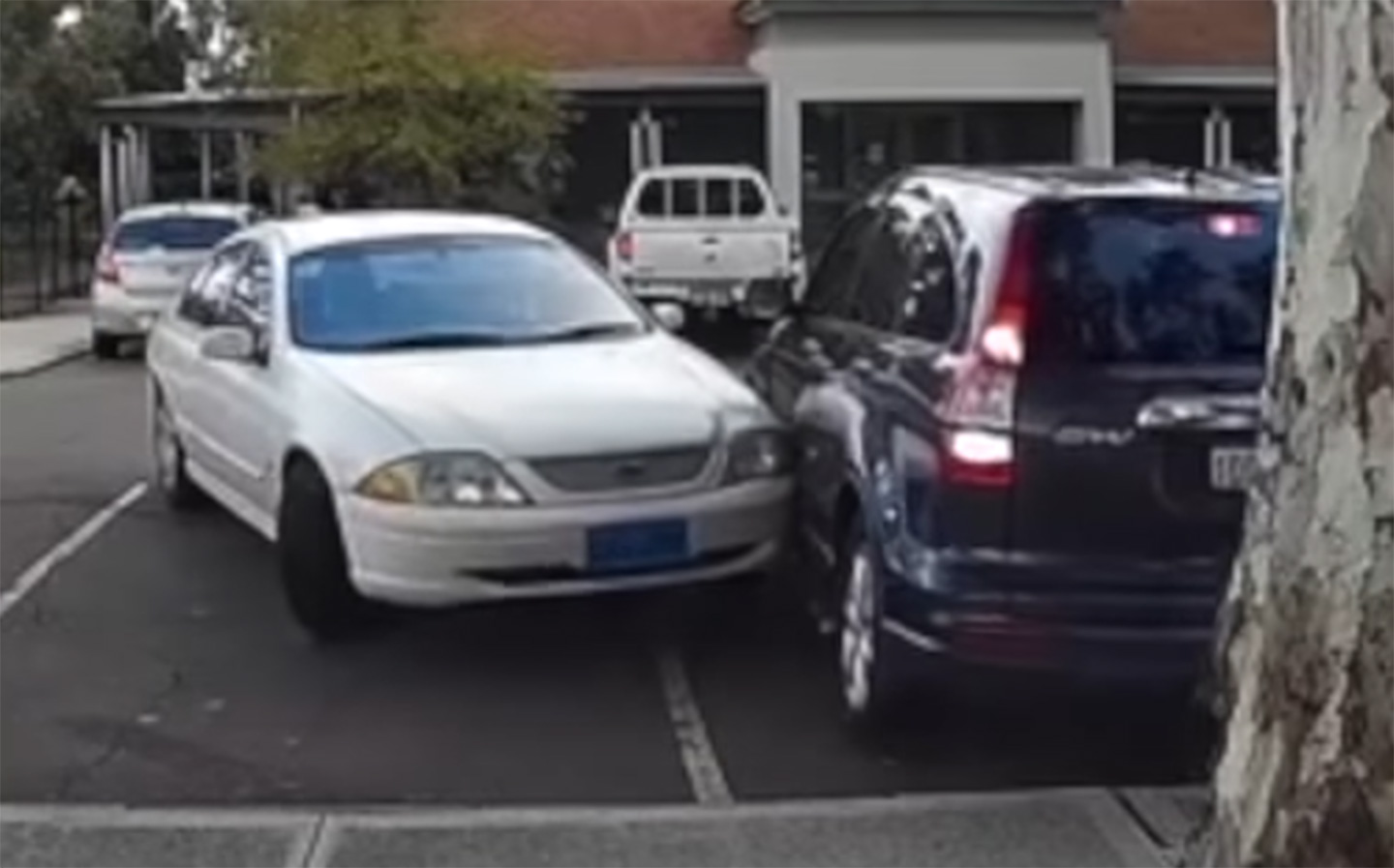 What to do if you hit a parked car? The dos and do nots, including insurance, fines and points.