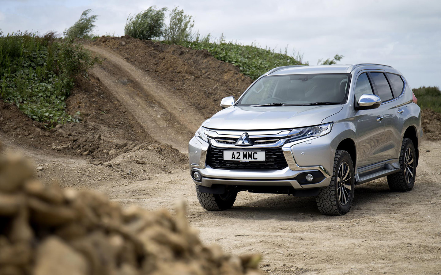 2018 Mitsubishi Shogun Sport review by Rory White for Driving.co.uk