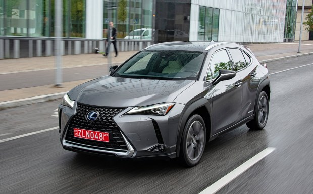 2019 Lexus UX car review by Iain Reid for Sunday Times driving.co.uk
