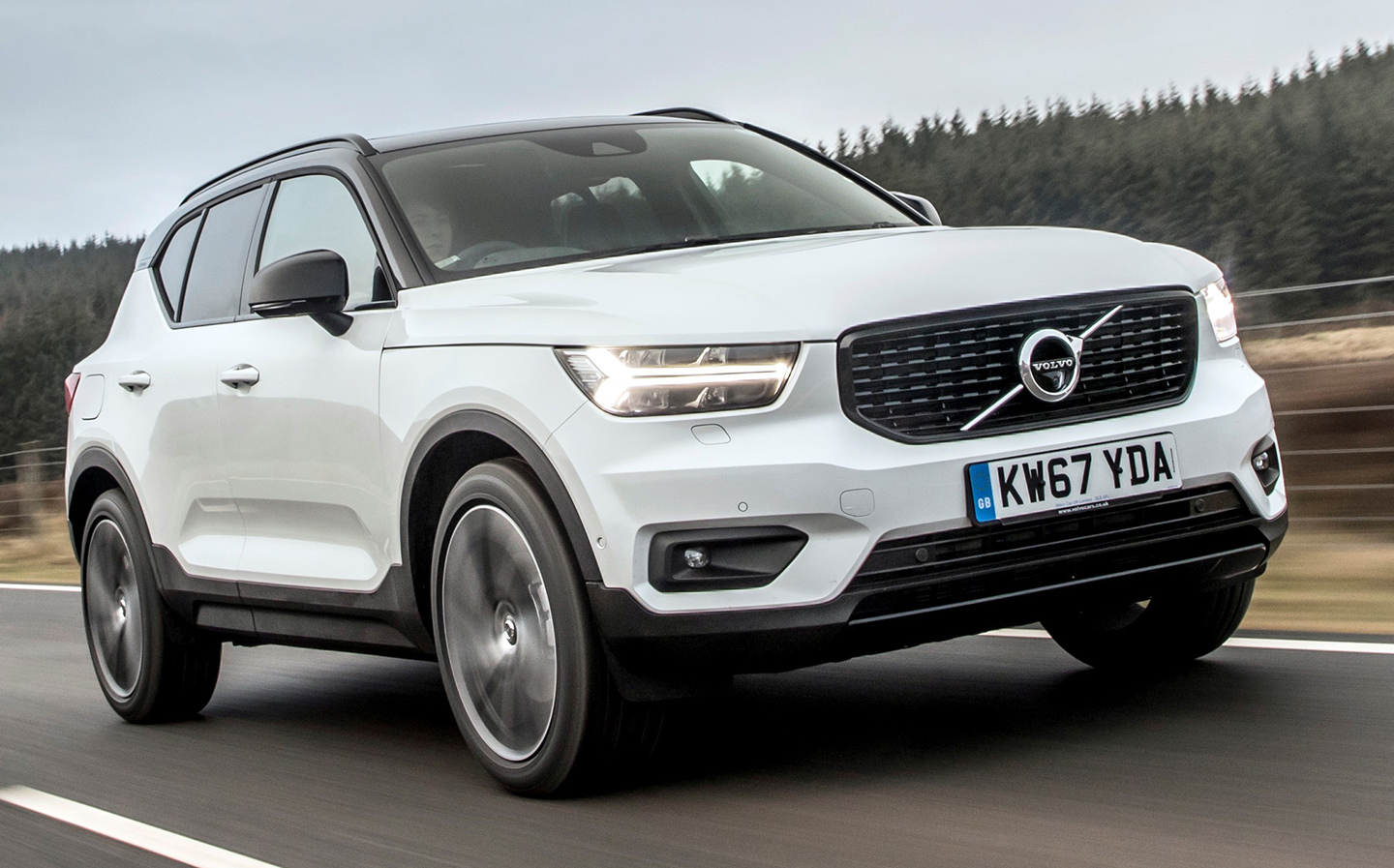  Volvo XC40 