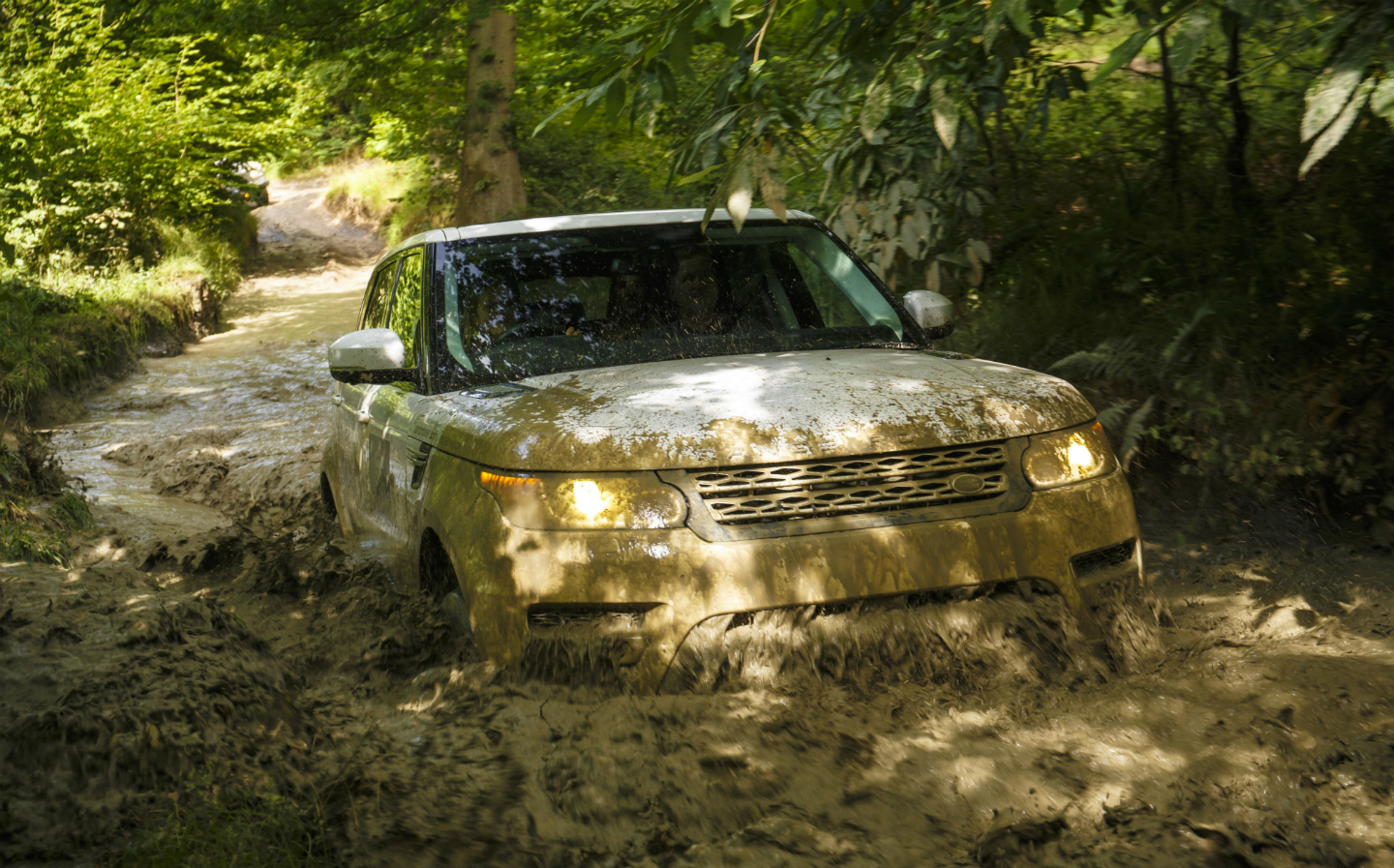 Christmas gifts: Land Rover experience day