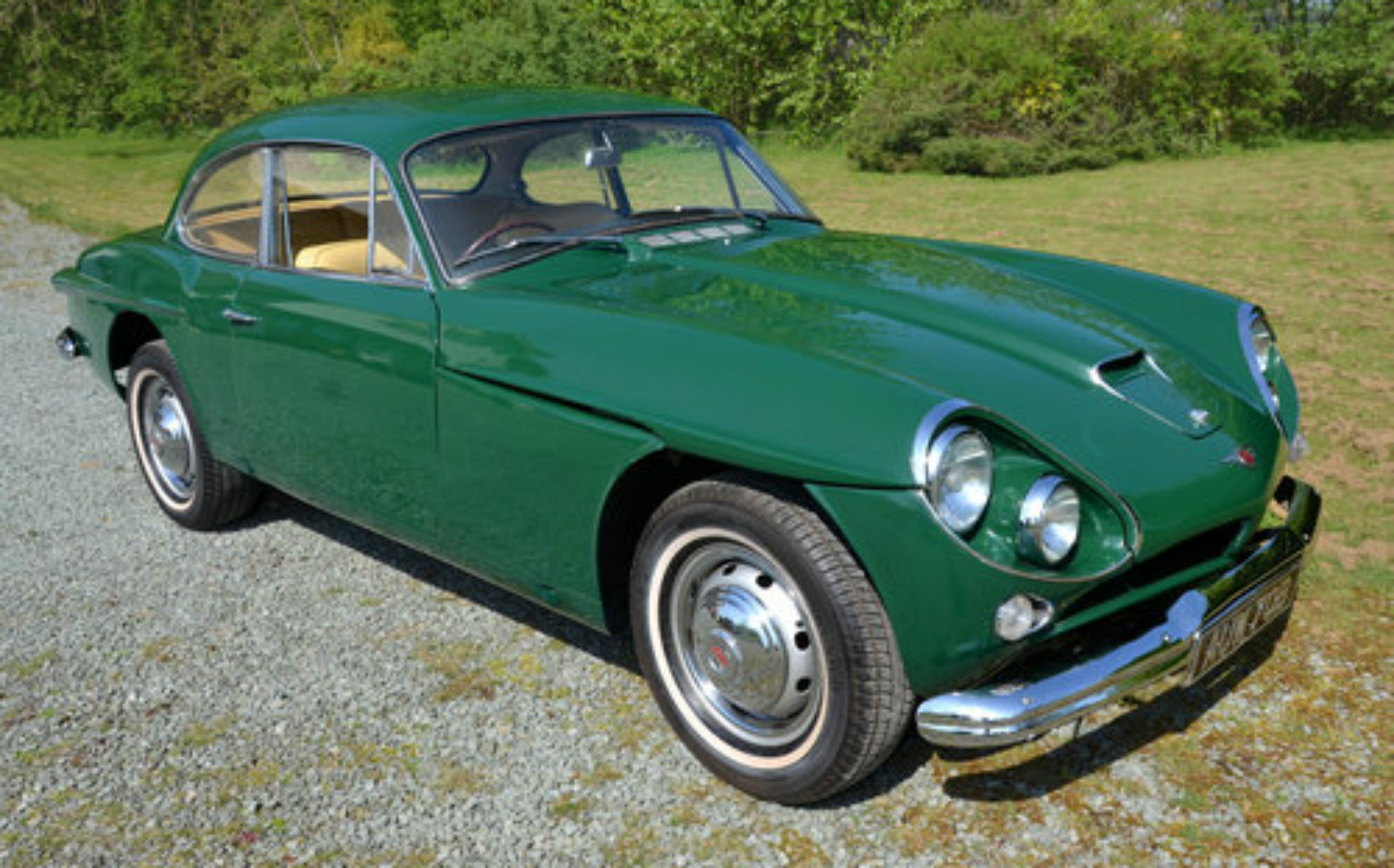 Sean Connery's Jensen C-V8 sports car up for sale