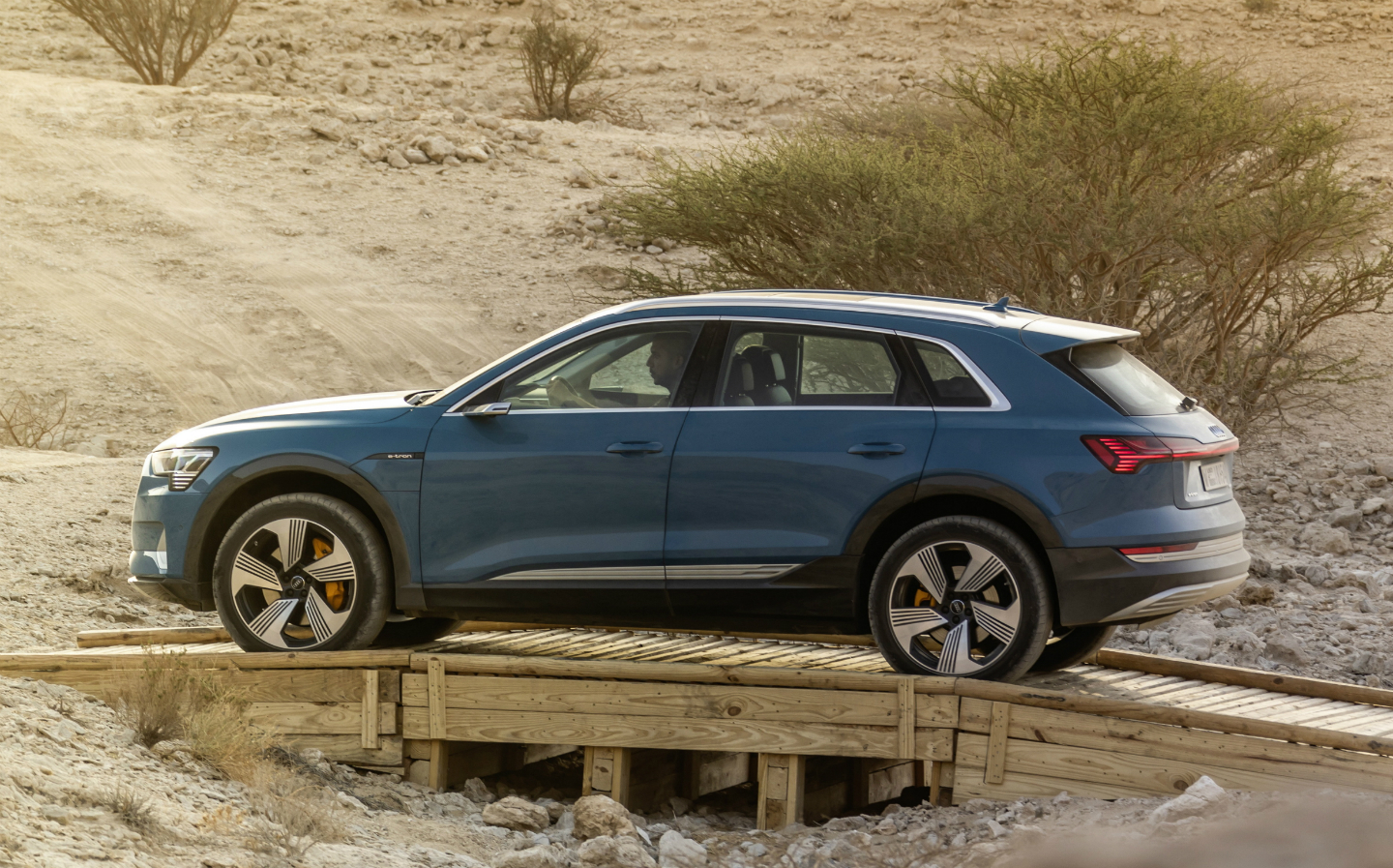 2019 audi e shop tron review
