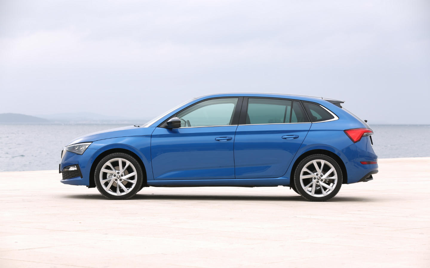 Skoda Scala hatchback first look video