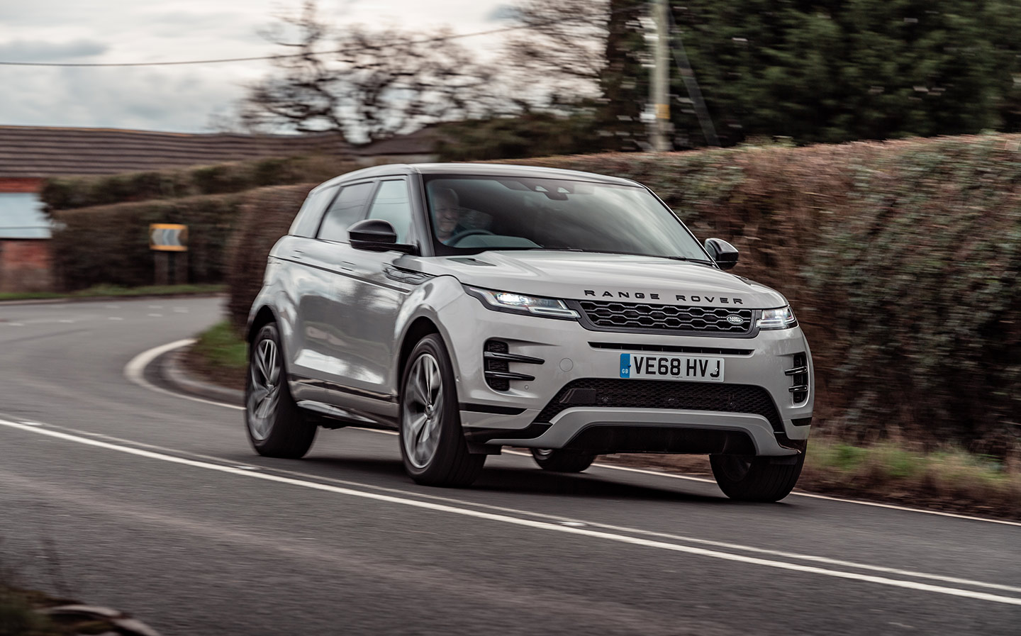 2020 Range Rover Evoque review: P200 R-Dynamic S - Drive