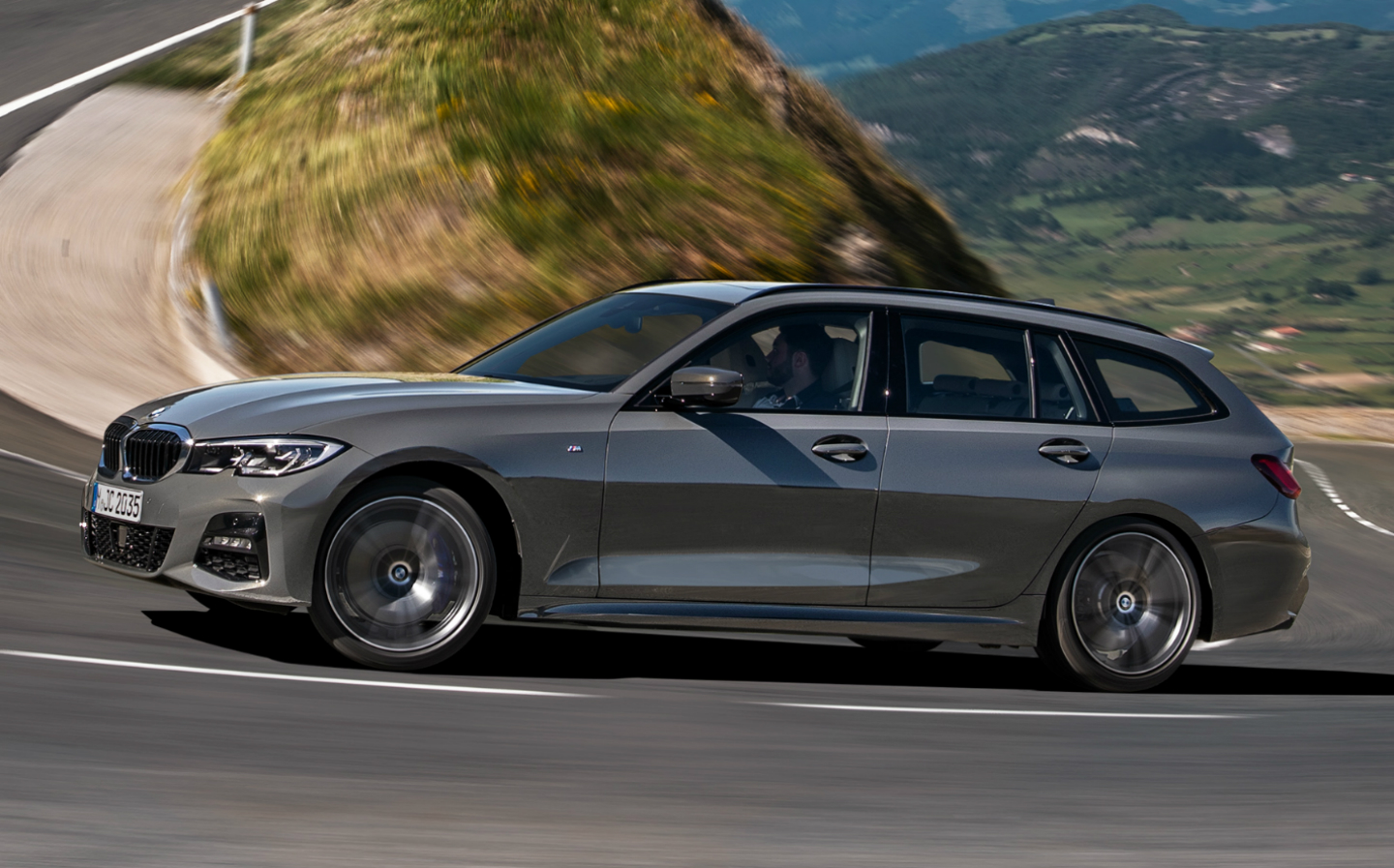 2019 BMW 3 Series Touring review