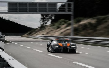 2019 Bugatti Chiron 304.773mph world record Ehra-Lessien