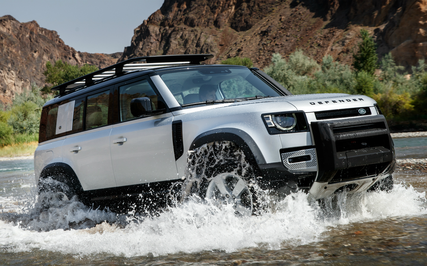 New Land Rover Defender 2019 - coming soon