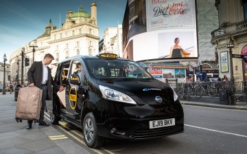 Magic Dynamo? First pure-electric black cab for 120 years launched in London