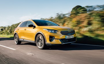 2019 Kia XCeed crossover review by Will Dron for Sunday Times Driving.co.uk