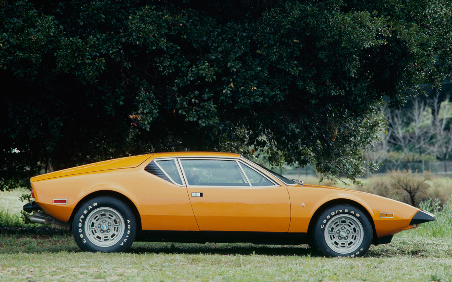 Top five wedge shaped cars - DeTomaso Pantera