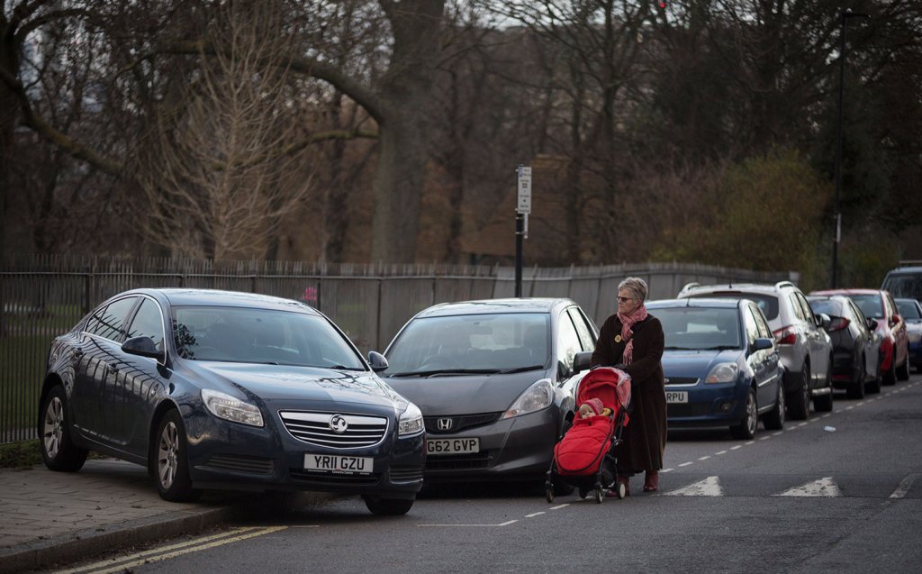 Transport Secretary cracks down on pavement parking