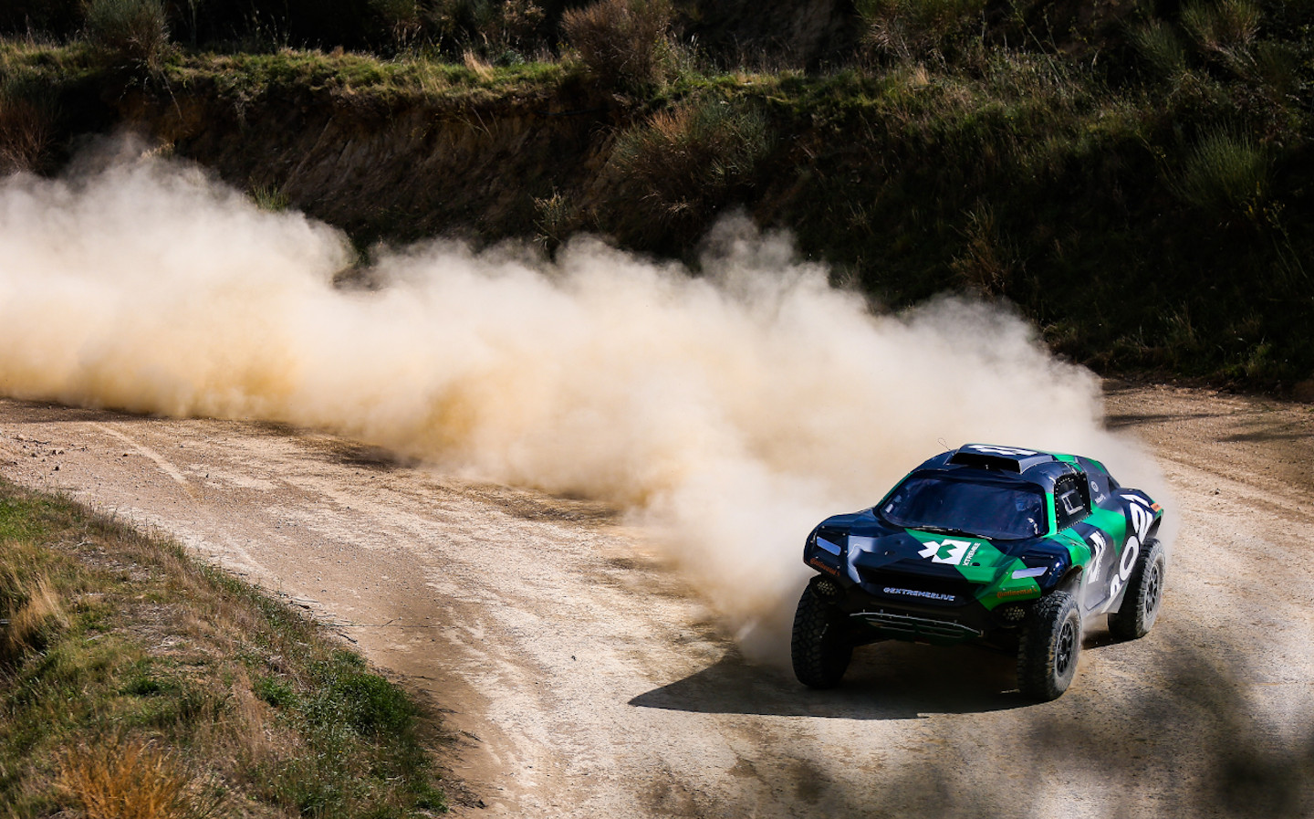 Extreme E electric off-road racing series unveils scientific panel and clarifies environmental plans