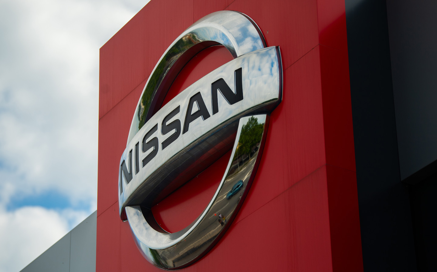 Nissan reignites Sunderland plant uncertainty