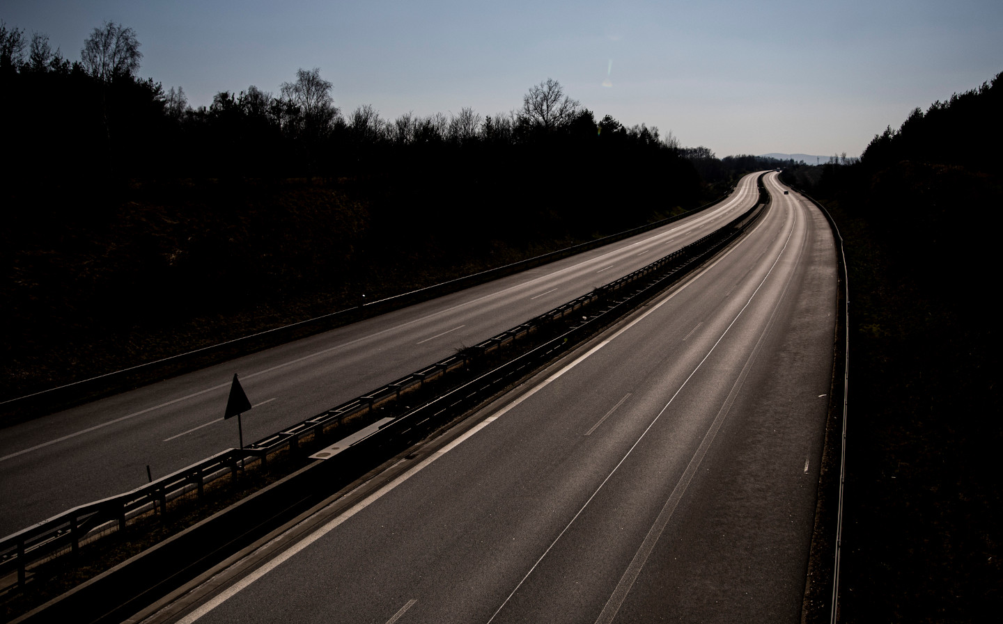 German Green party vows to introduce speed limit on autobahns