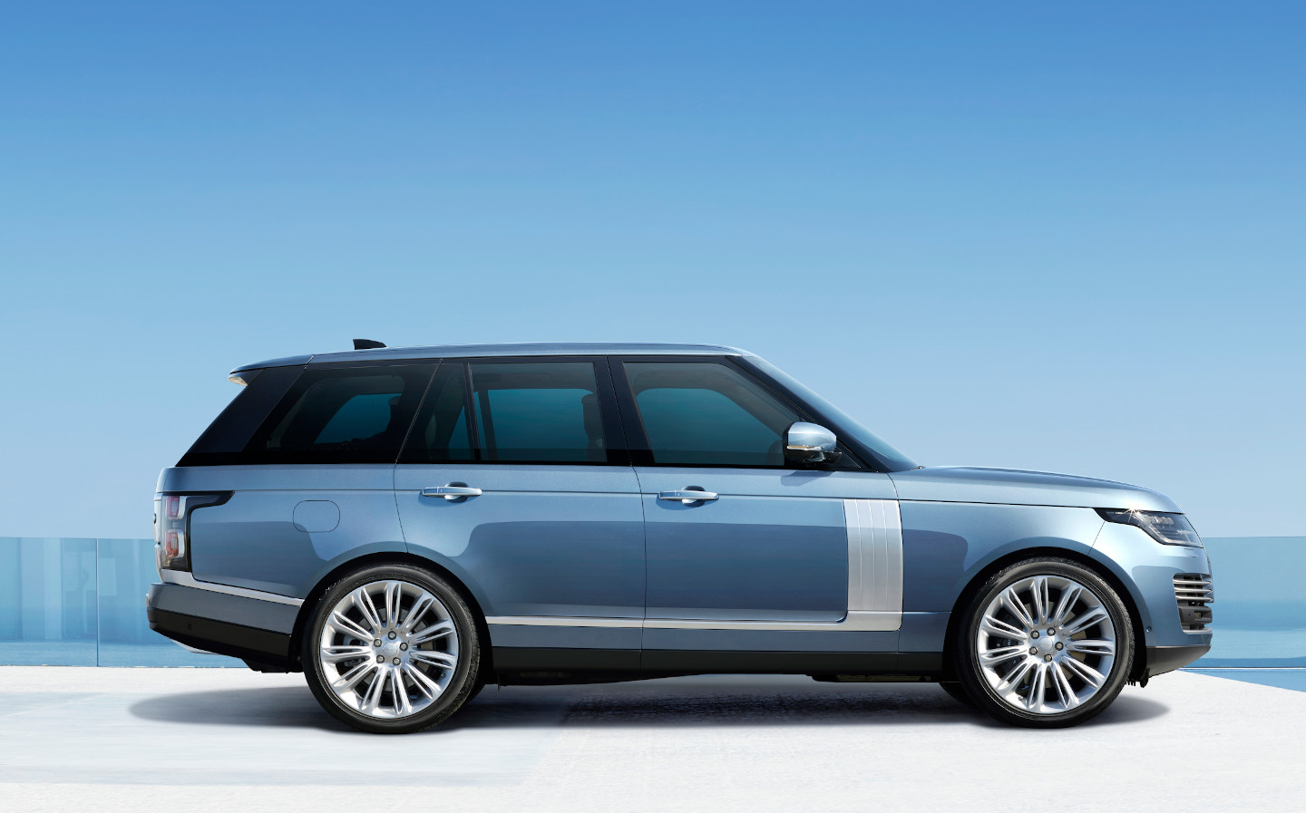 RANGE ROVER SPORT ENHANCED WITH SPECIAL-EDITION MODELS AND POWERFUL NEW  STRAIGHT-SIX MILD-HYBRID DIESELS