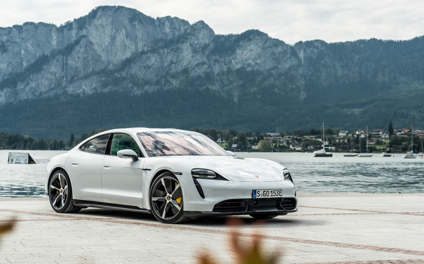 2021 Porsche Taycan faster and smarter